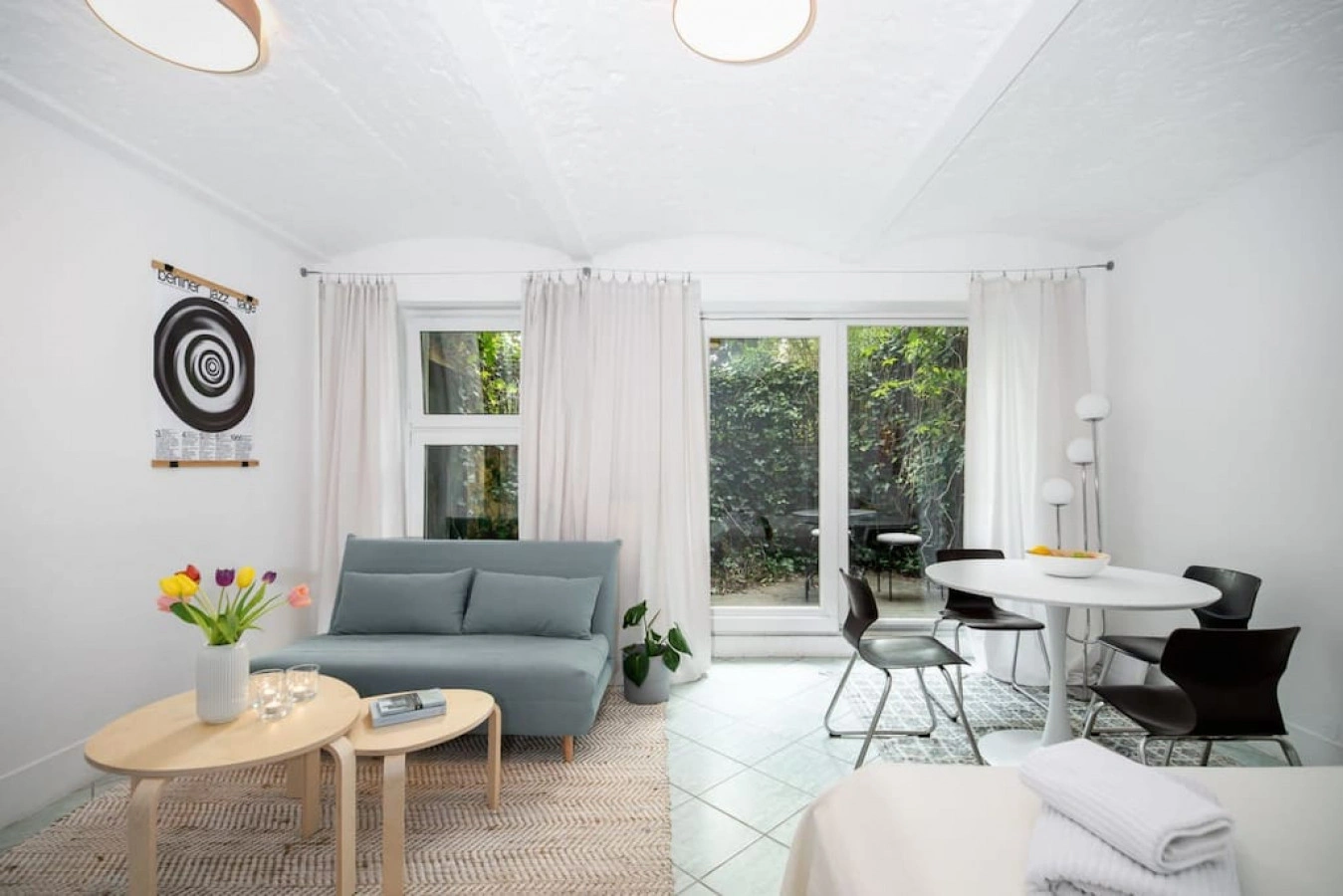 City Apartment with terrace in Moabit