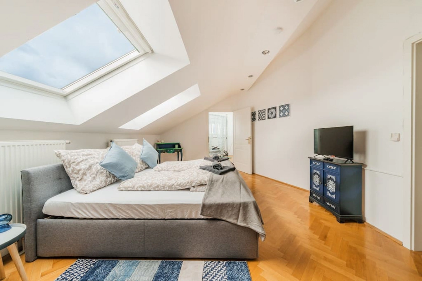 Penthouse apartment with Sauna & Kamin — photo 7 of 40