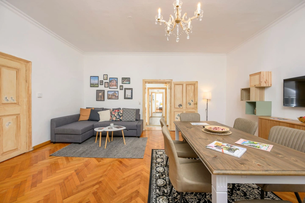 Spacious 2-BR Stay for 6 | Heart of Mödling — photo 14 of 40