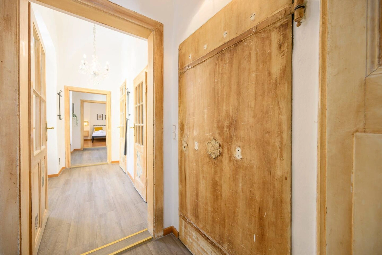 Spacious 2-BR Stay for 6 | Heart of Mödling — photo 16 of 40