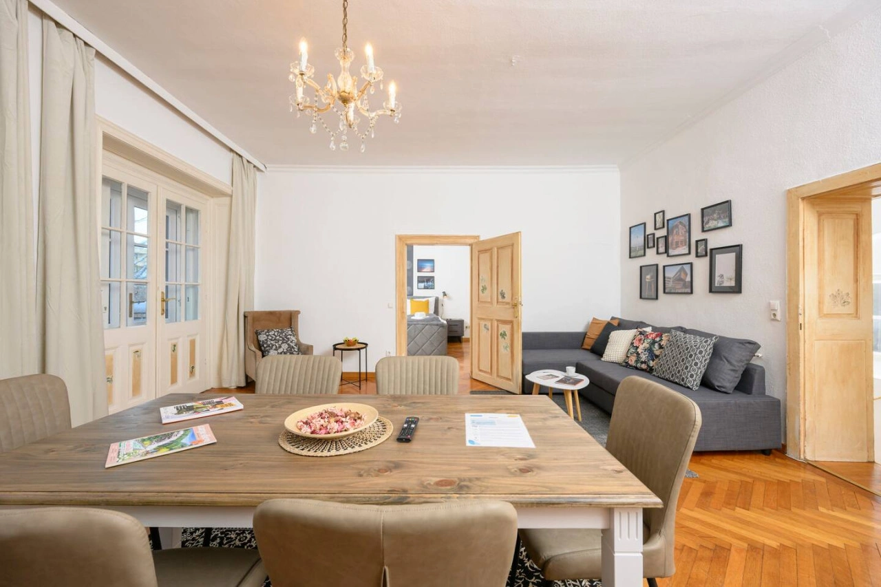 Spacious 2-BR Stay for 6 | Heart of Mödling — photo 17 of 40