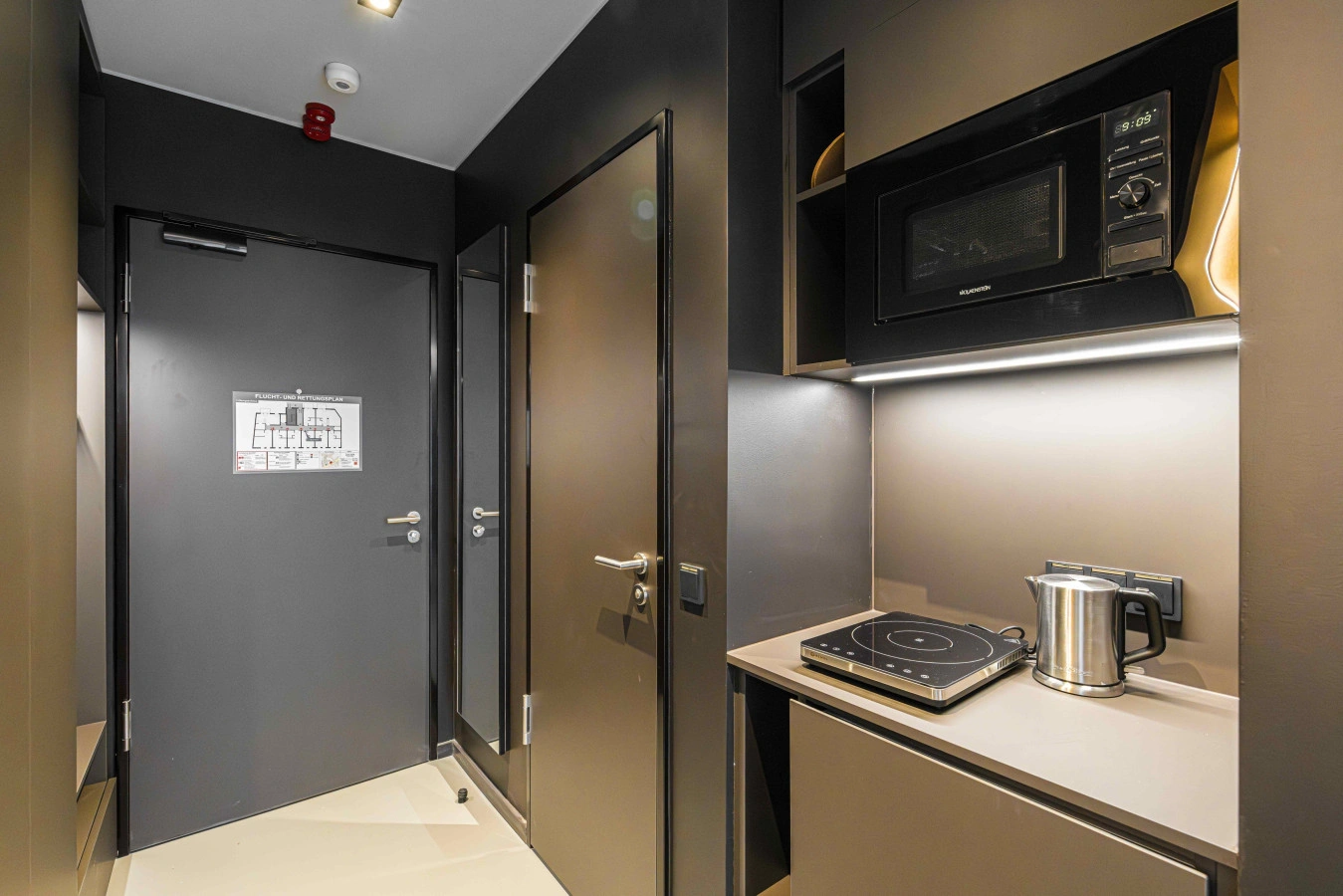 Arbio I Yuma Studio S with balcony Leipzig Hauptbahnhof