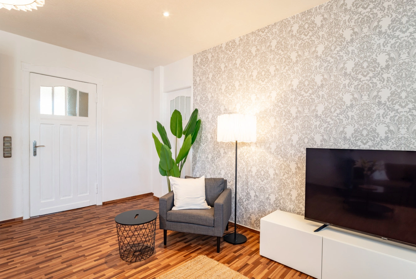 Spacious Apartment in Strausberg - Sleeps 6