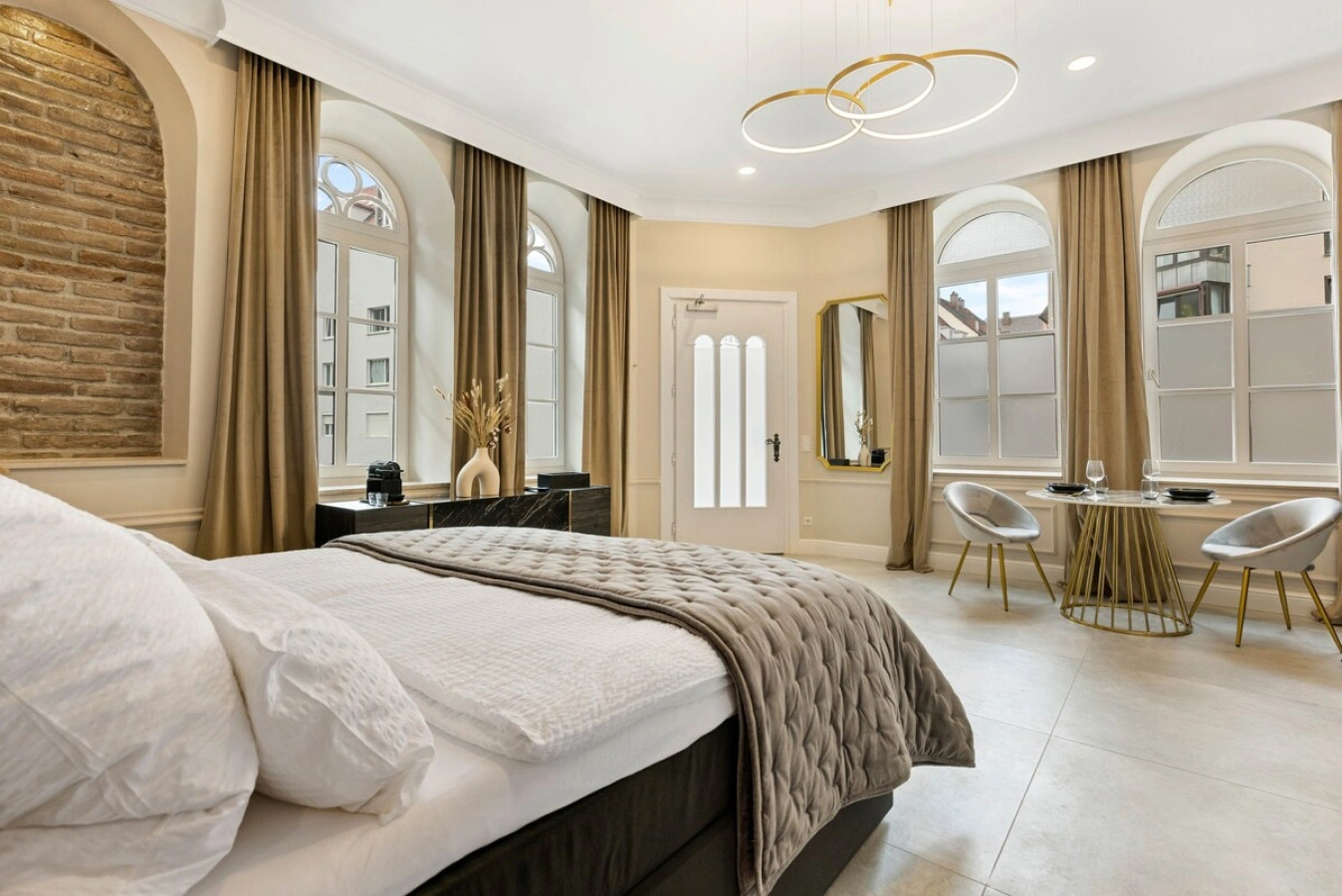 NEW LUXUS Suite I TWO Kingbeds I Center
