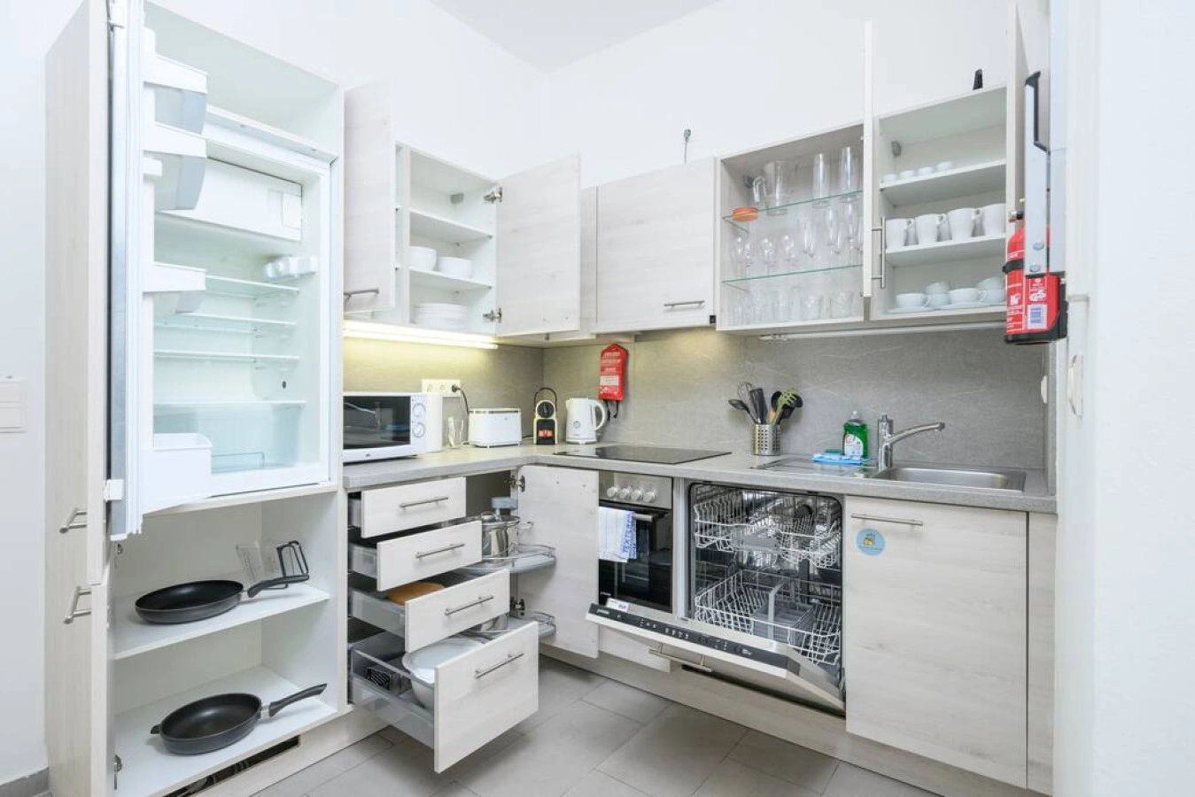 Central Business Apartment