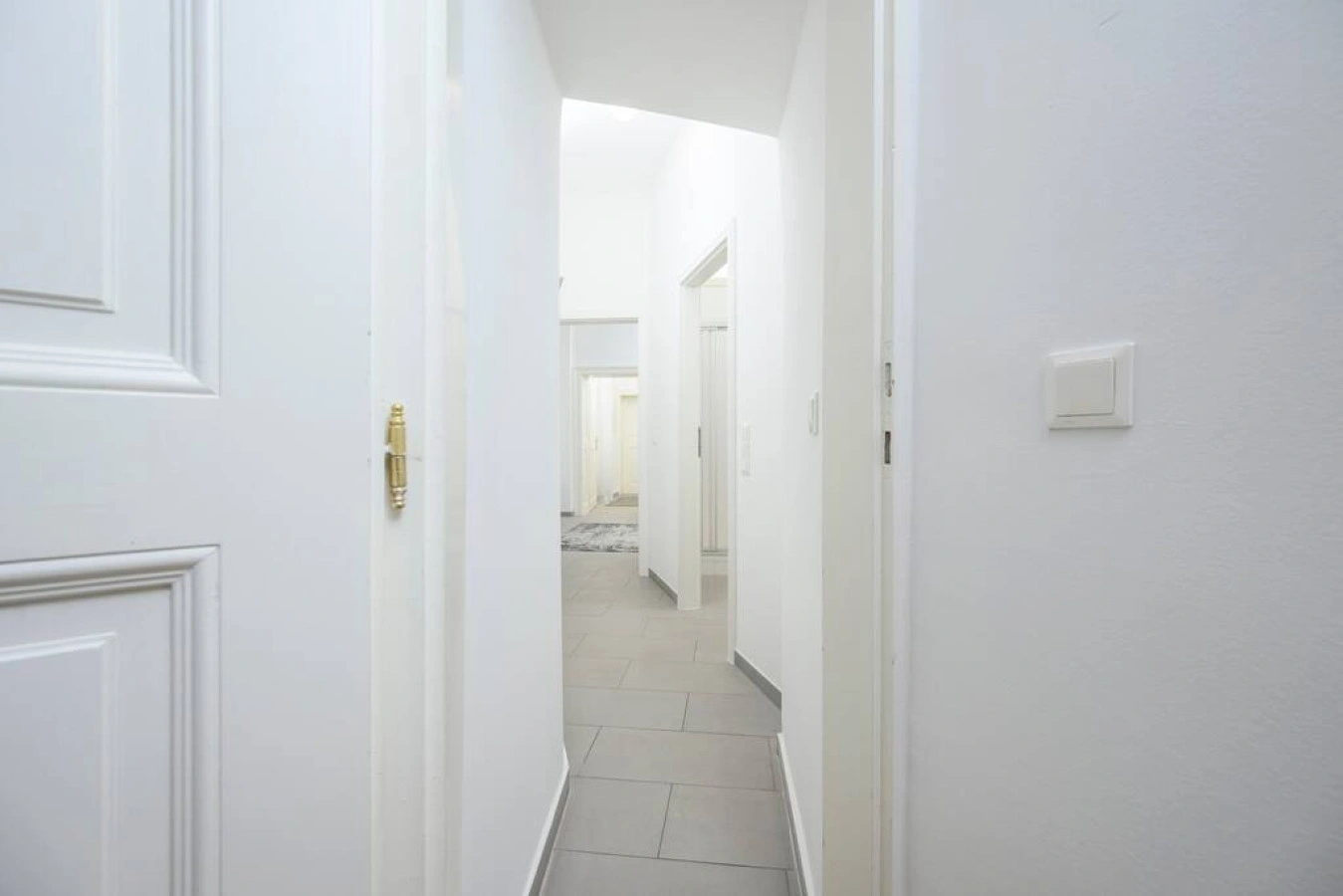 Central Business Apartment