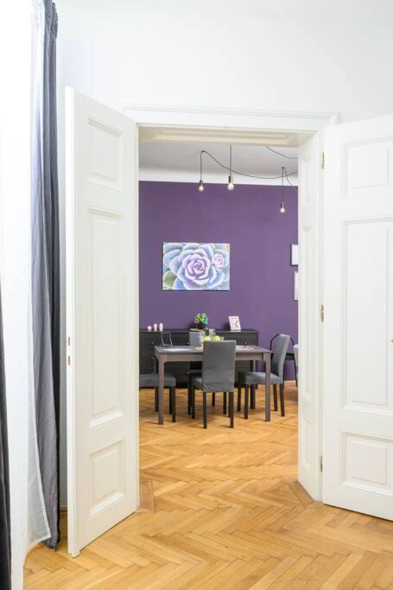 Central Business Apartment — photo 21 of 40