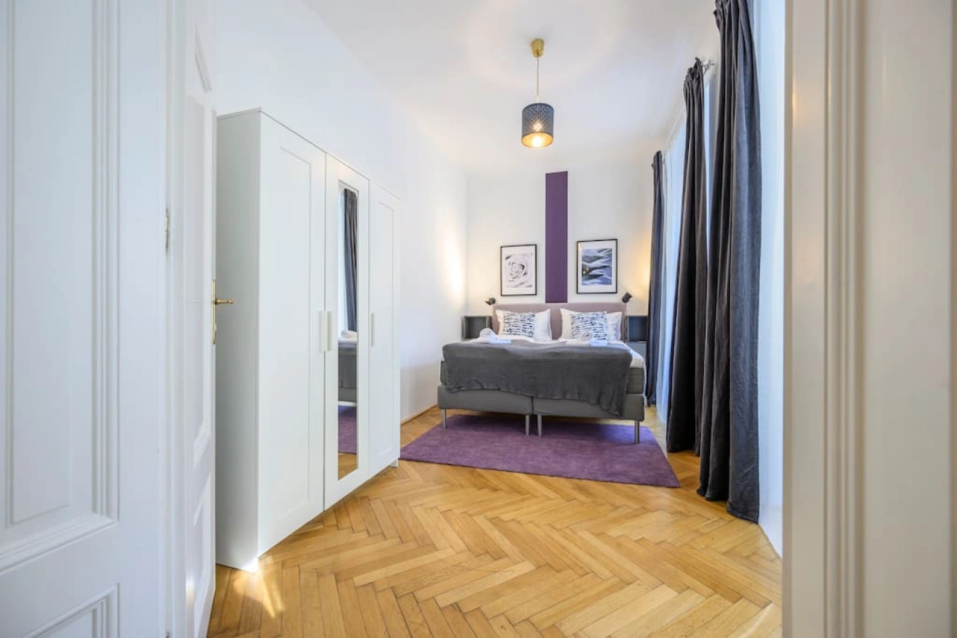 Central Business Apartment — photo 24 of 40