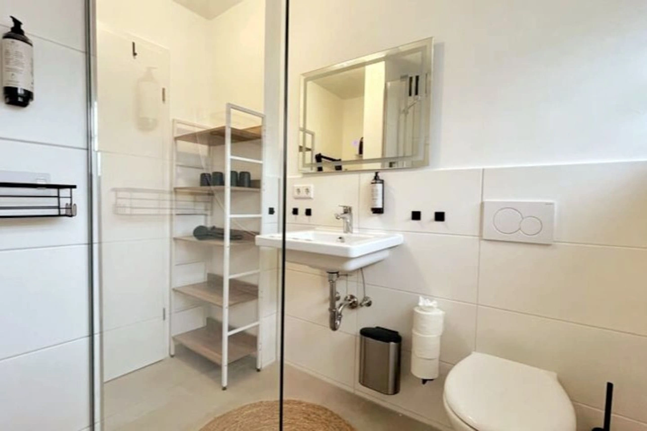 65qm *Design-Maisonette-Wohnung* bis 7 Personen — photo 31 of 40