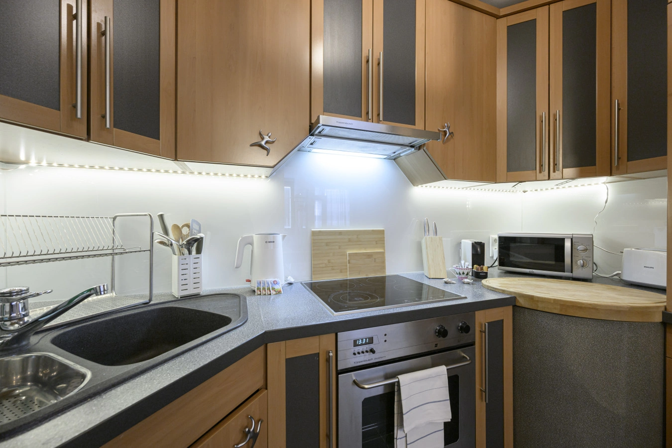 Mid-term 2 bedroom Apartment in Pasettistrasse — photo 37 of 40