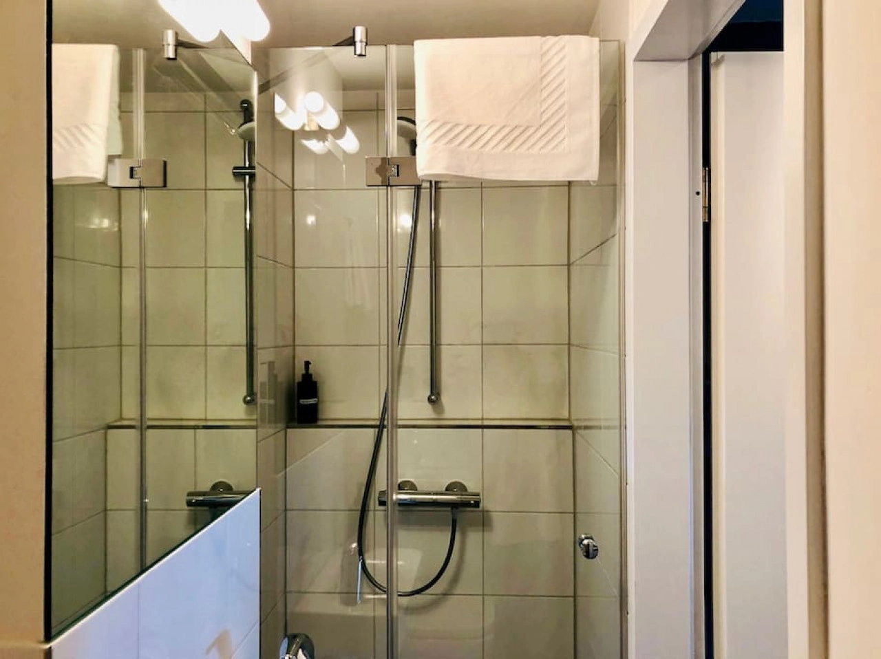 Arbio I 3 Bedroom Apart with 1 bathroom
