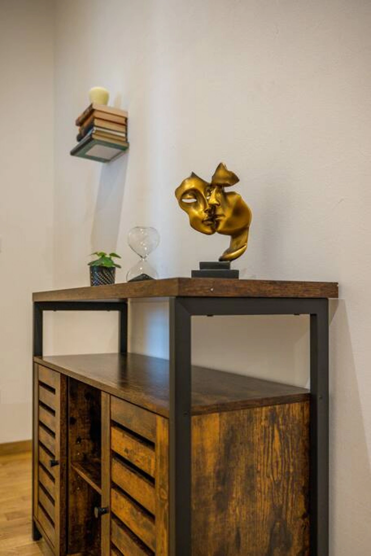 Arbio I Retro Apart in Leipzig — photo 15 of 40