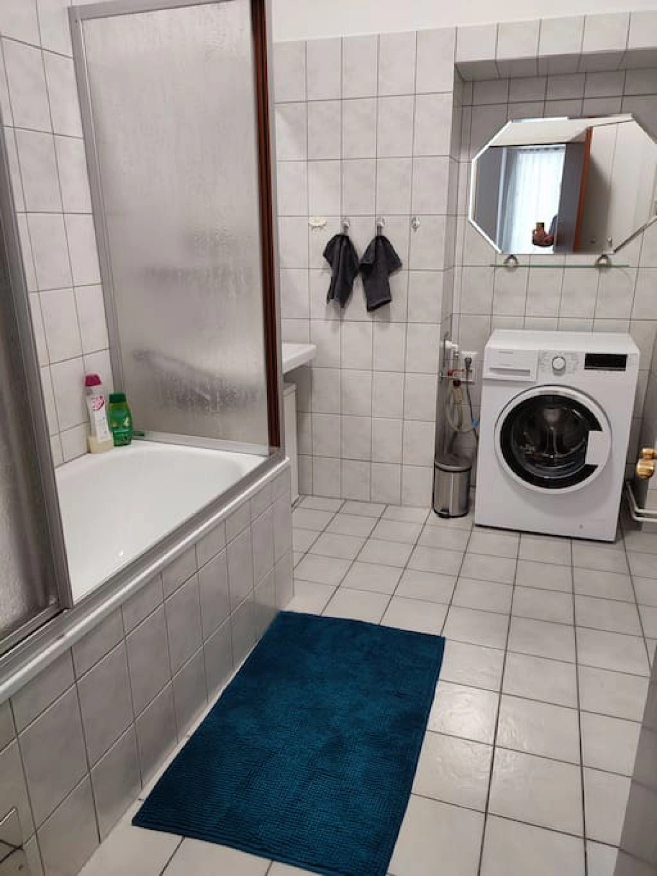 2 Bedroom Apart near Reumannplatz — photo 17 of 40