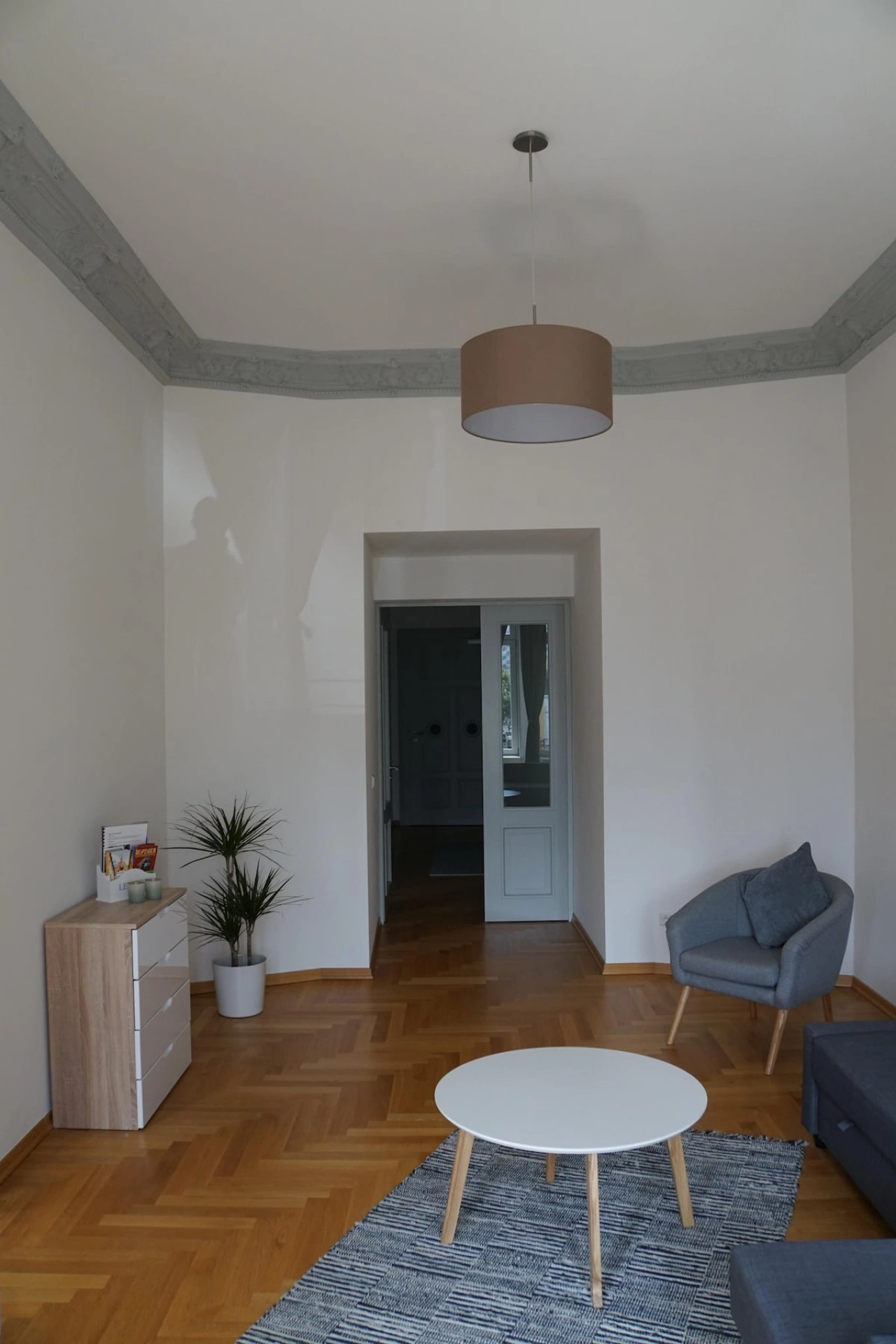 Konko big apartment