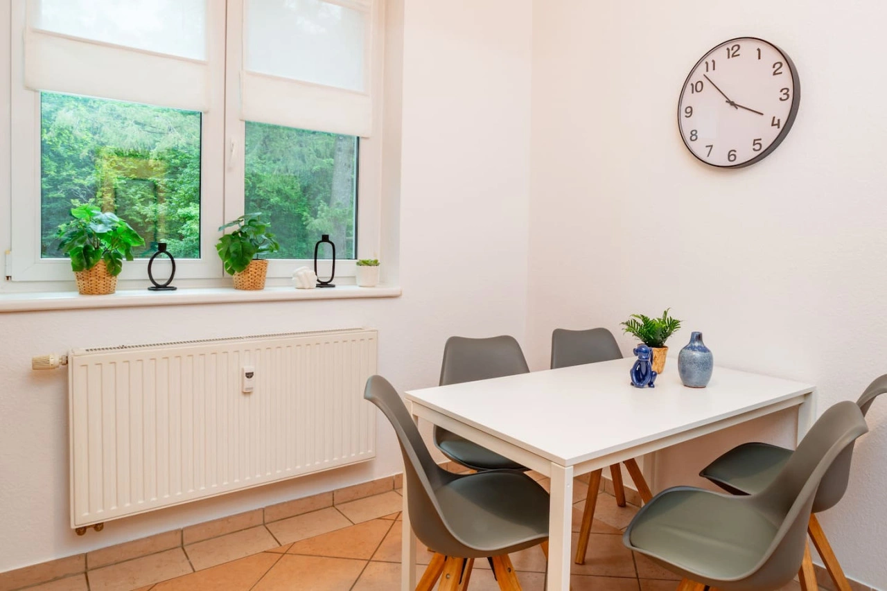 Arbio Monteurzimmer Zossen Parking included for 5 people — photo 13 of 39