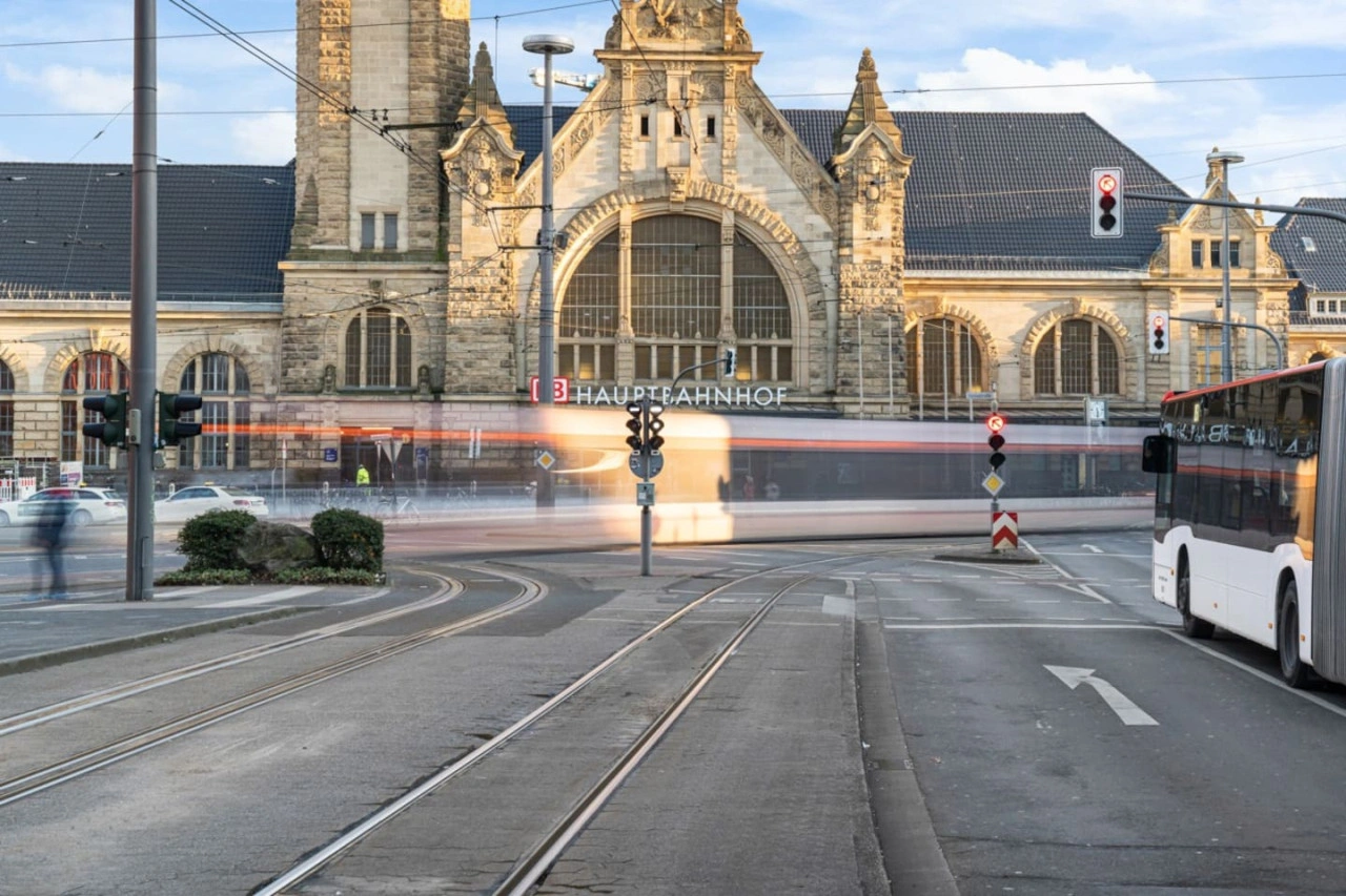 30qm *Design WOW Studio* | City | Ruhig | Hbf 100m — photo 26 of 40