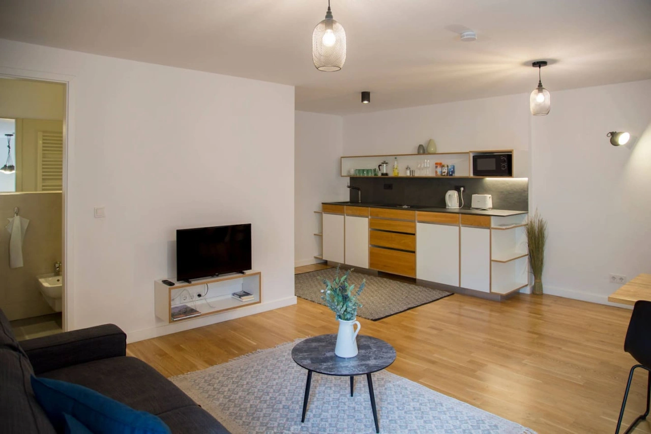 Great apartment in Berlin with two double bedrooms