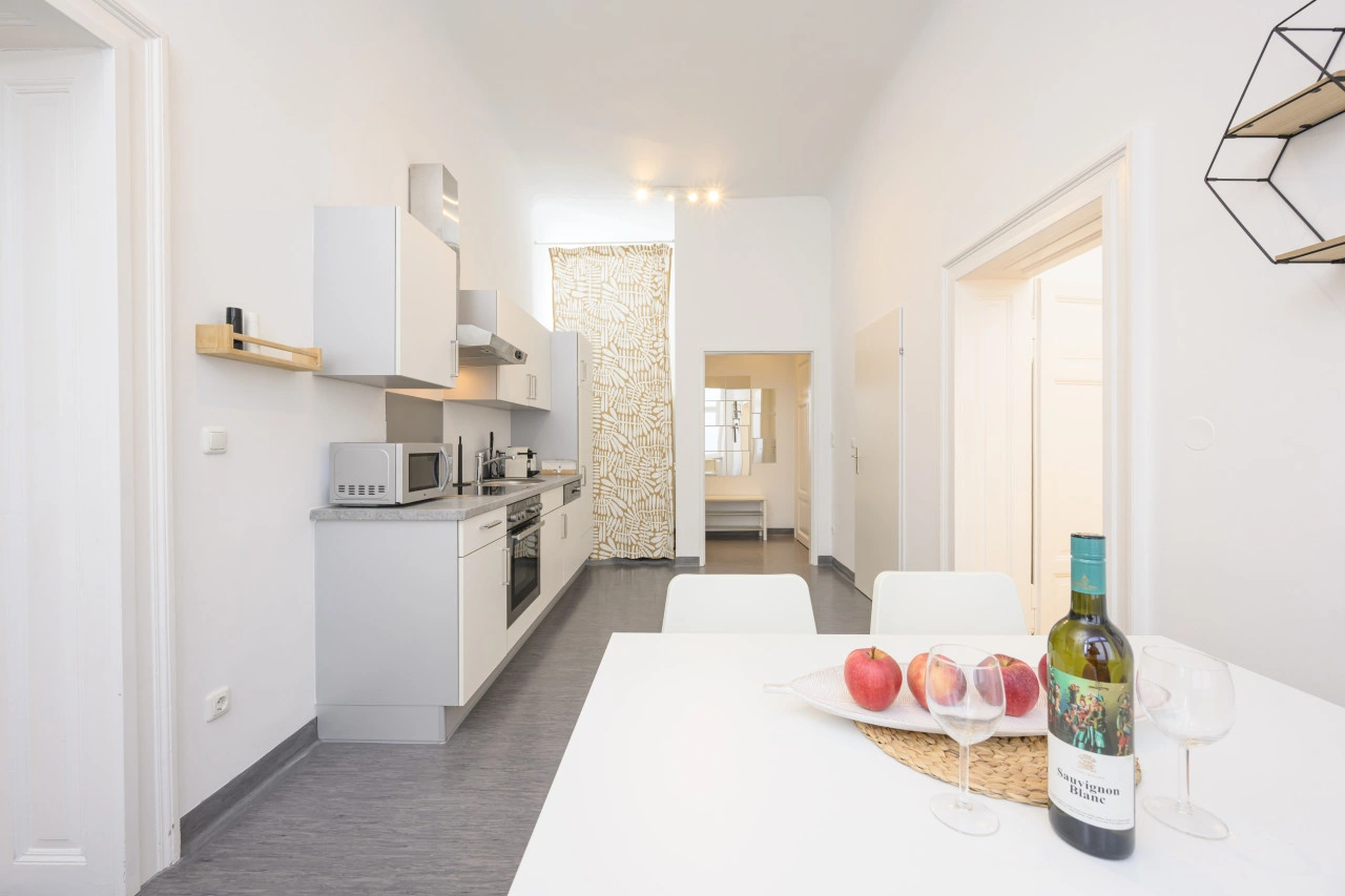 Central Graz Getaway – Sleeps 4 — photo 14 of 40