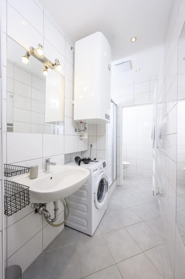Central Graz Getaway – Sleeps 4 — photo 17 of 40