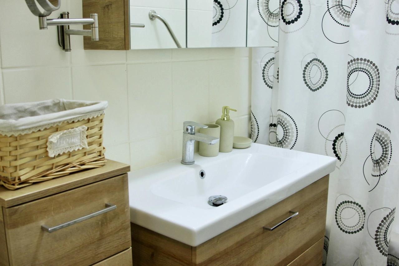 Cozy one bedroom apartment in Vienna — photo 10 of 34