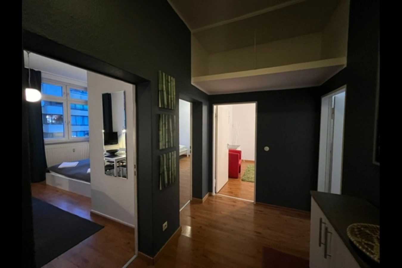 Spacious 3-Bedroom Apartment in Central Berlin — photo 9 of 20