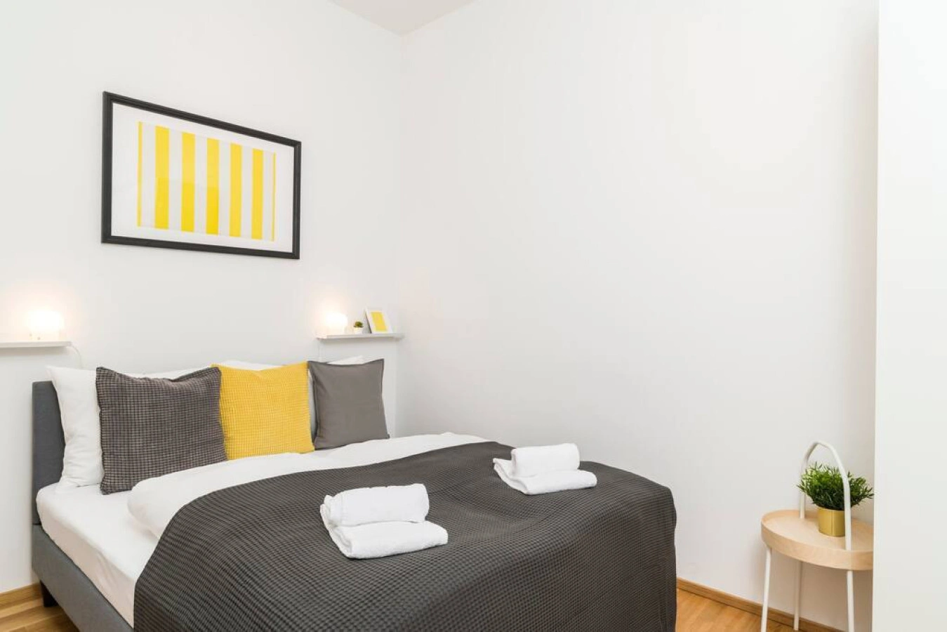 Business Suite with Balcony — photo 20 of 40