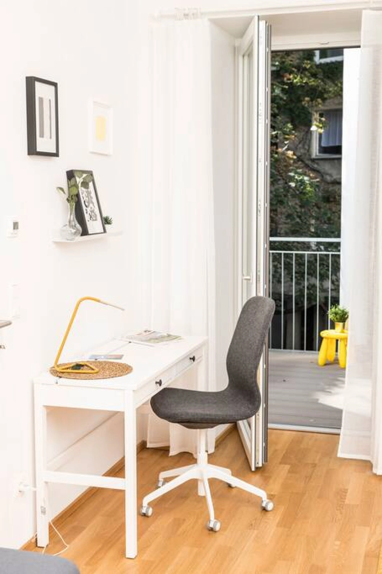 Business Suite with Balcony — photo 15 of 40