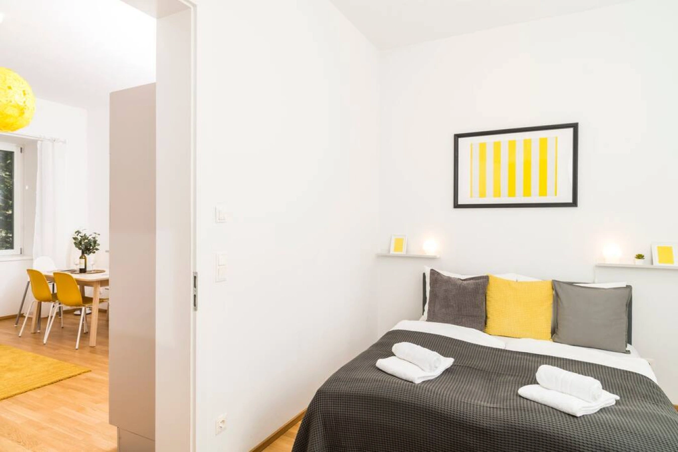 Business Suite with Balcony — photo 17 of 40