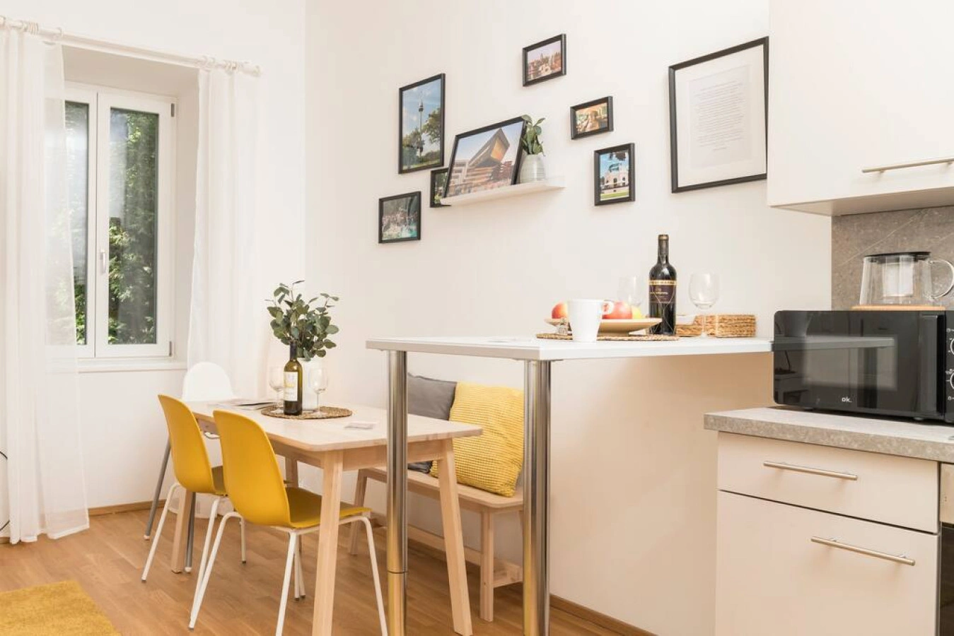Business Suite with Balcony