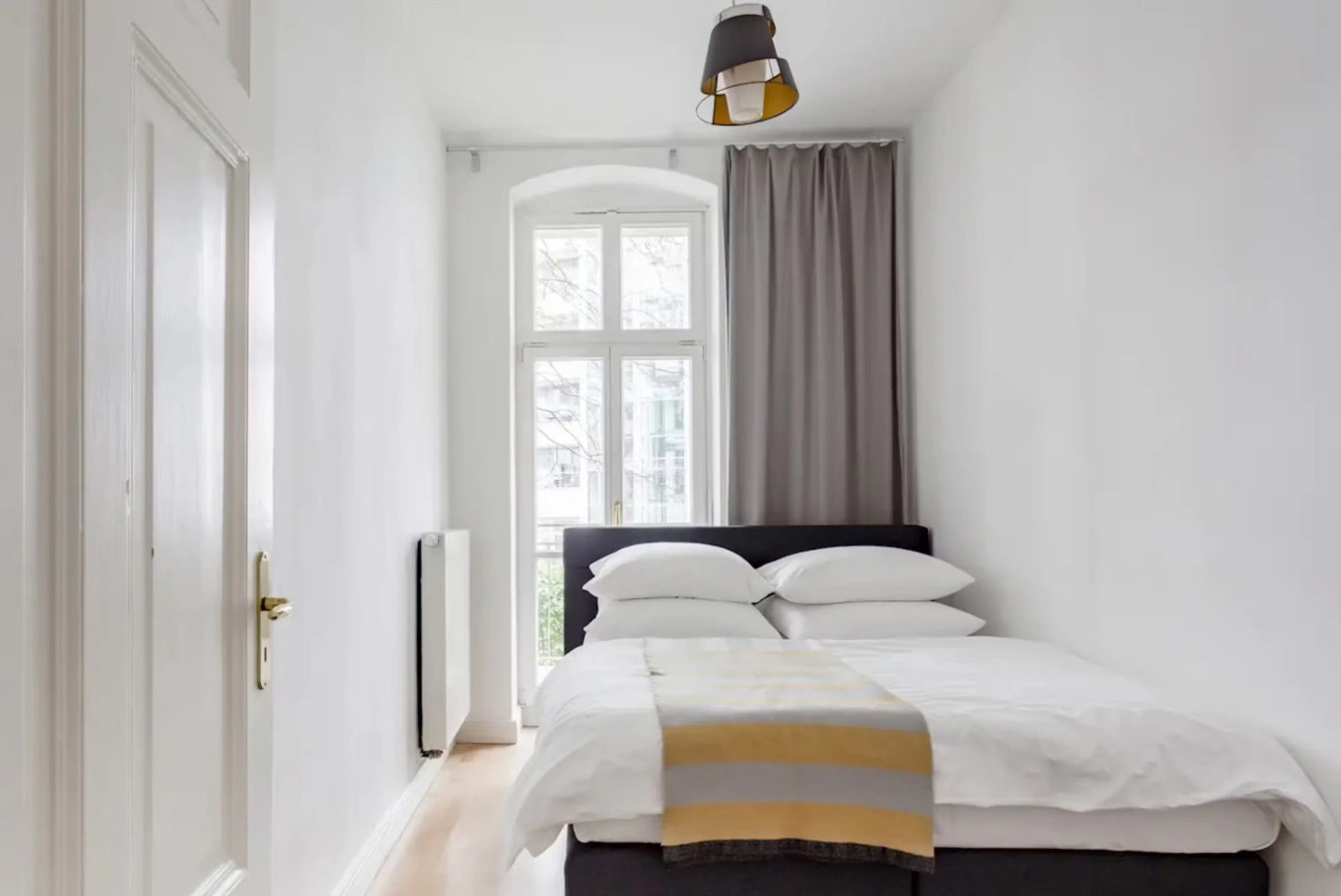 Luxury 2 Bedroom apartment in the heart of Mitte — photo 25 of 40