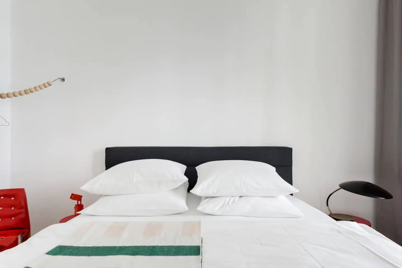 Luxury 2 Bedroom apartment in the heart of Mitte — photo 18 of 40
