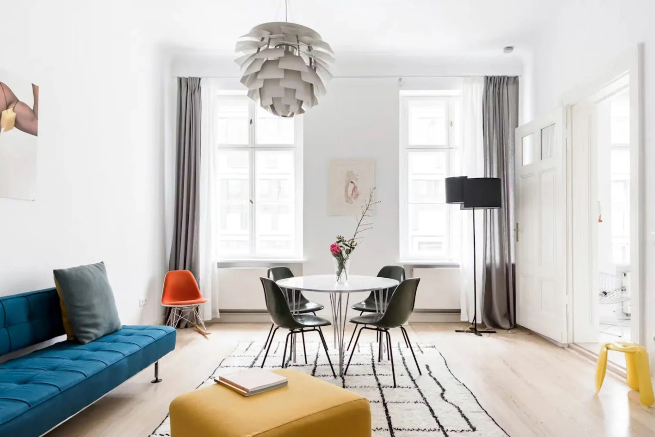 Luxury 2 Bedroom apartment in the heart of Mitte — photo 26 of 40