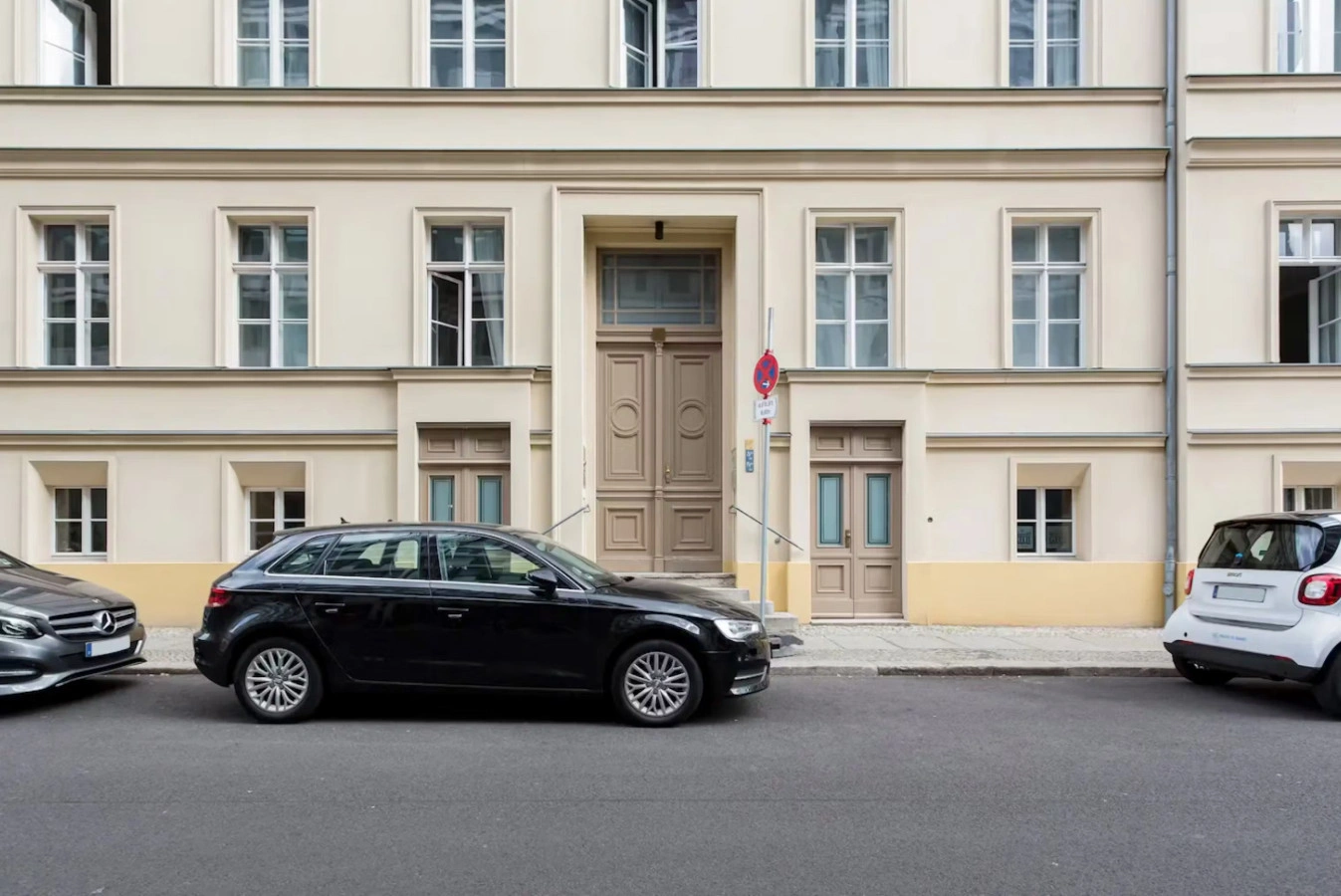 Luxury 2 Bedroom apartment in the heart of Mitte — photo 9 of 40