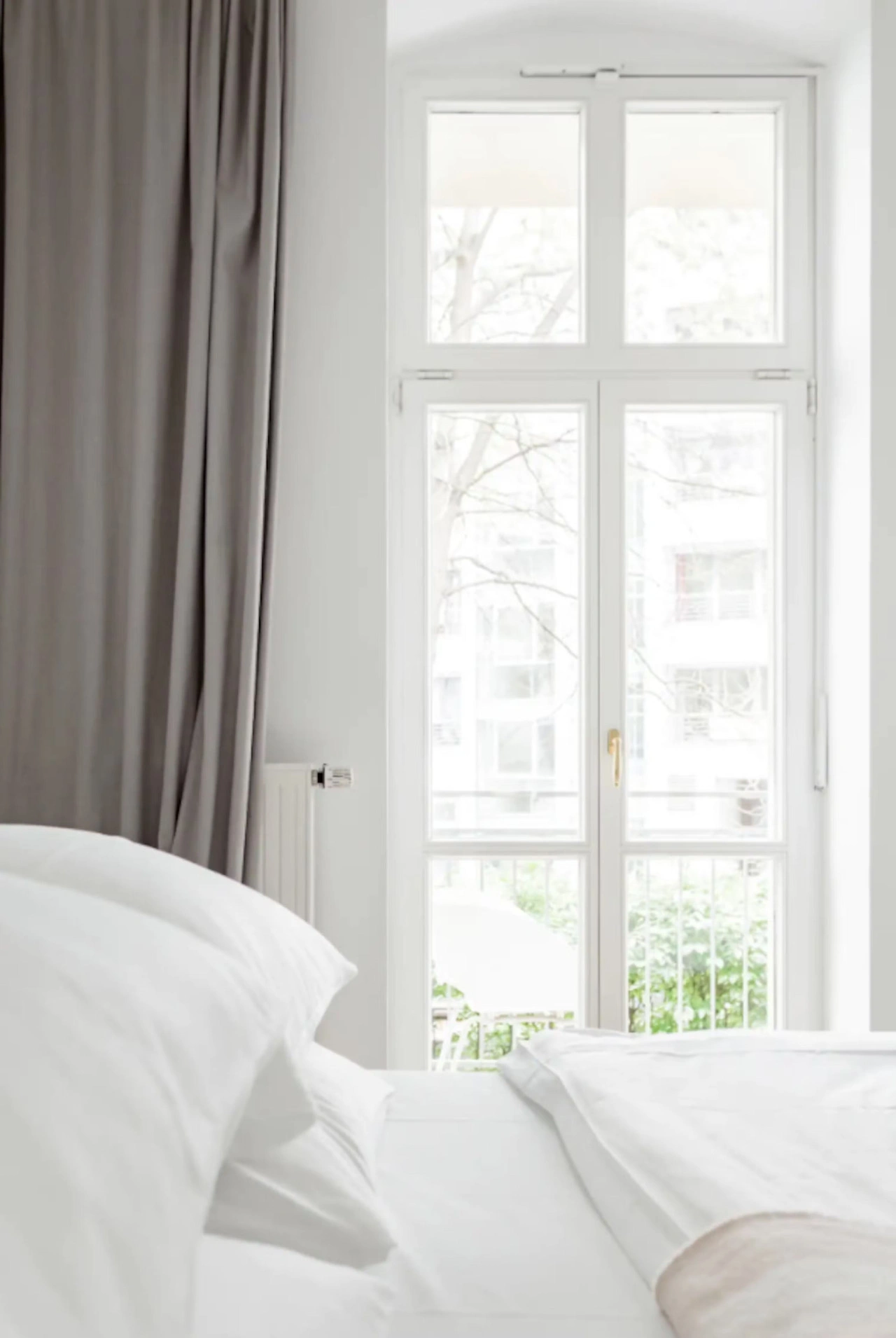 Luxury 2 Bedroom apartment in the heart of Mitte — photo 15 of 40