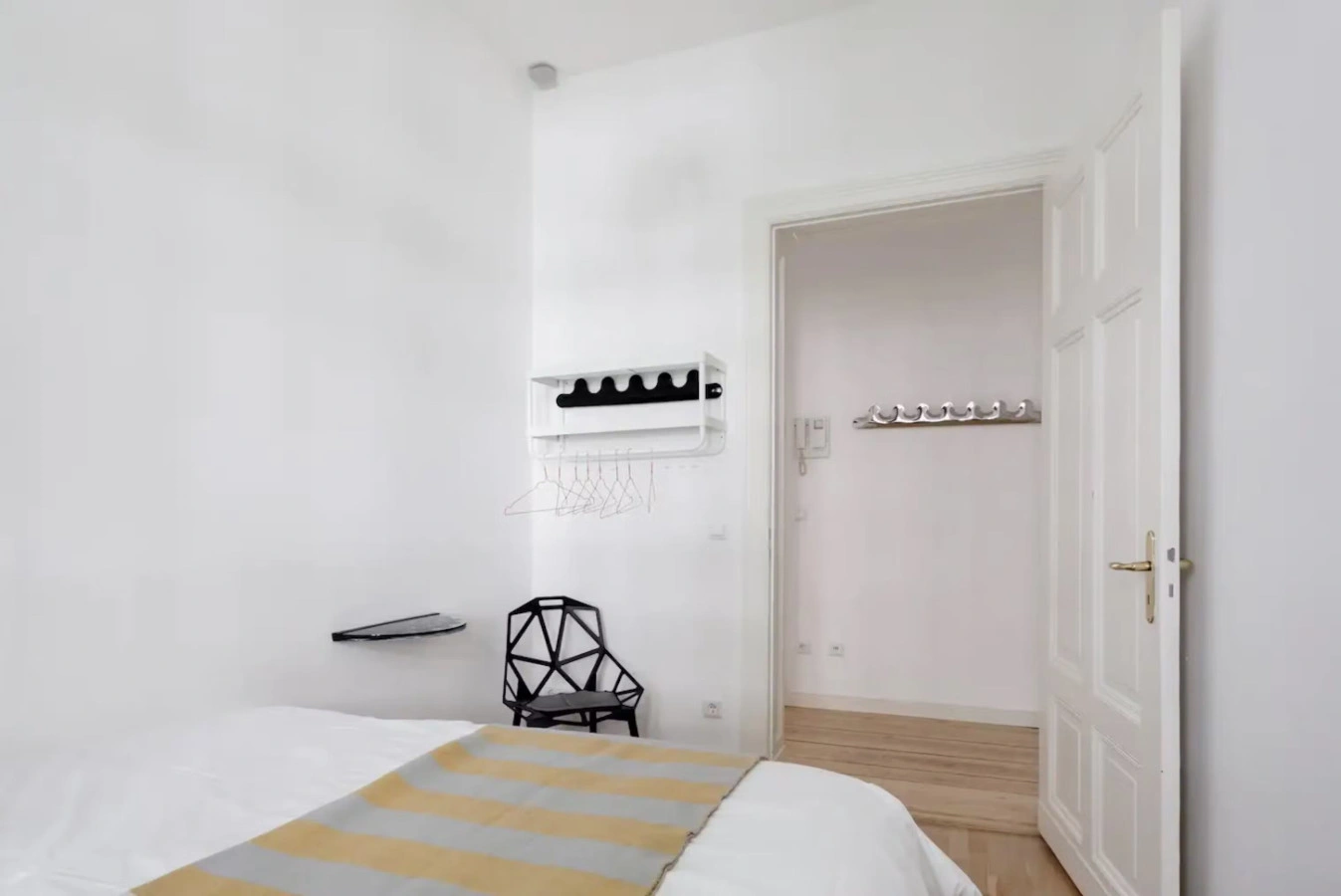 Luxury 2 Bedroom apartment in the heart of Mitte — photo 13 of 40