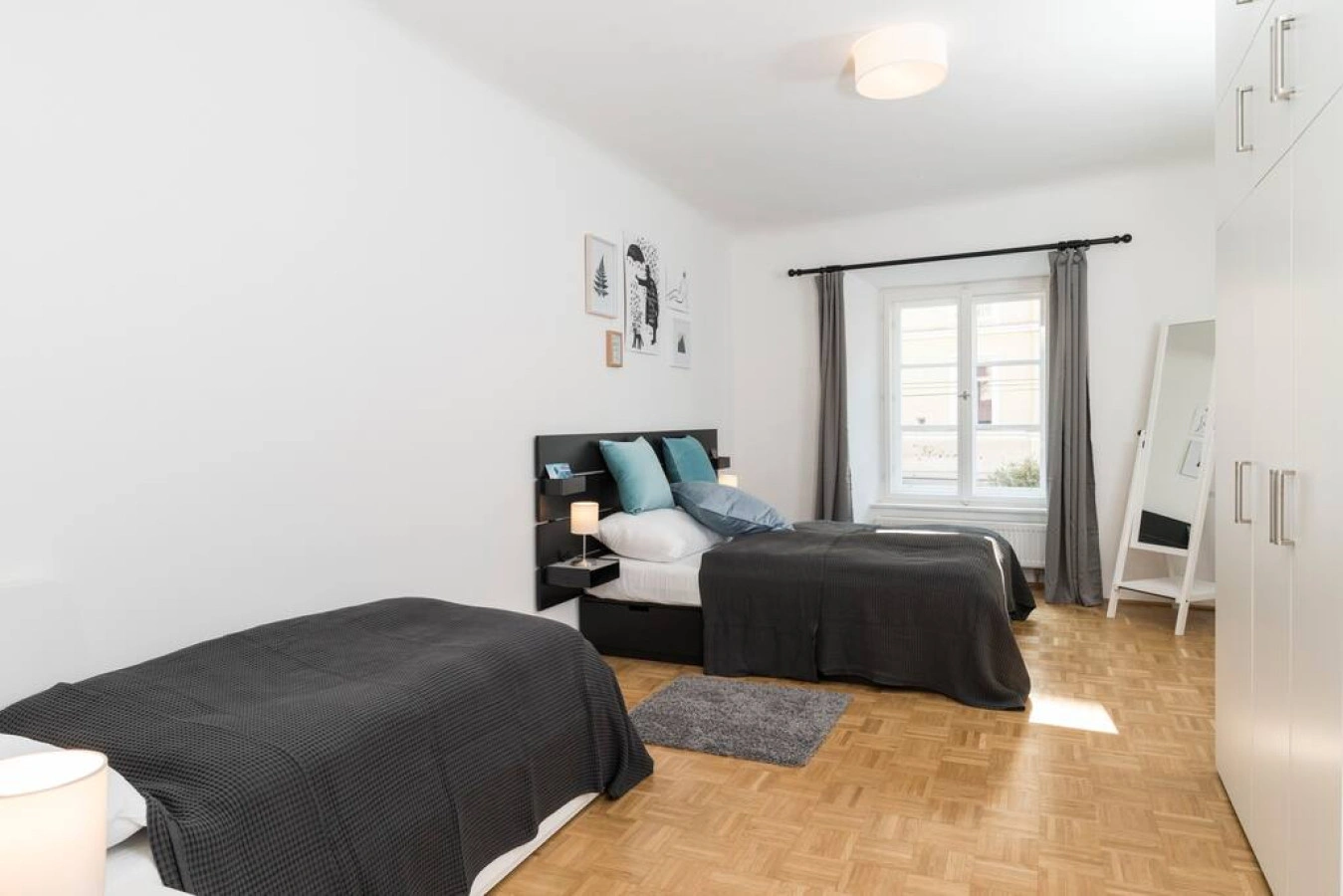Family Stay Near Kunsthaus Graz | Sleeps 6