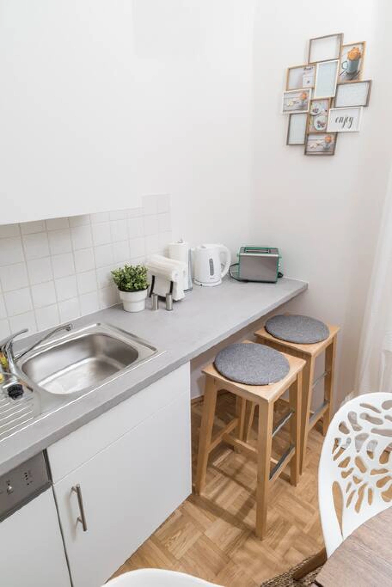 Family Stay Near Kunsthaus Graz | Sleeps 6 — photo 22 of 40