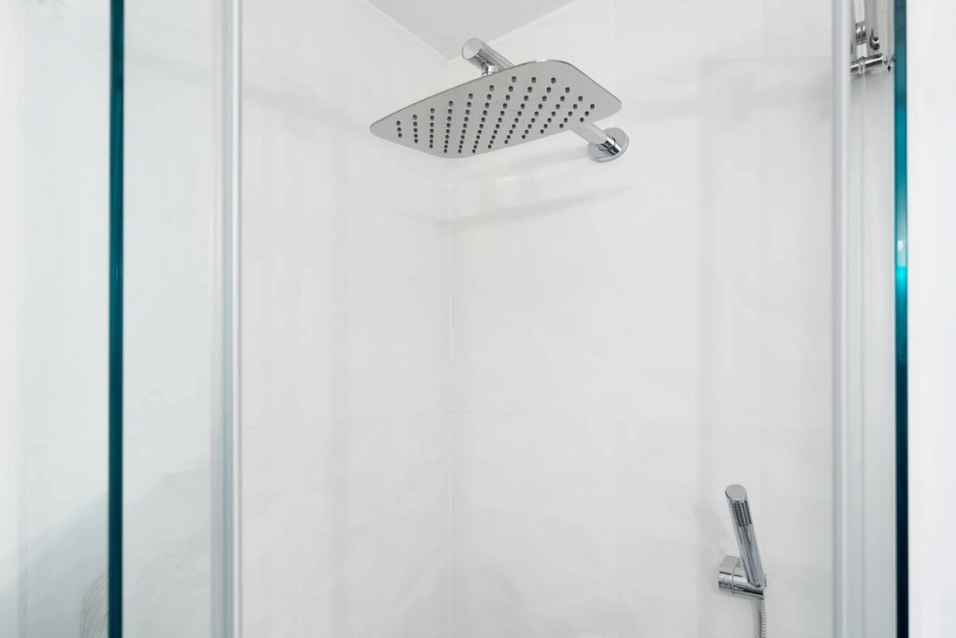 NEW Luxus Studio only 10min Centre - Markus apartment — photo 20 of 40