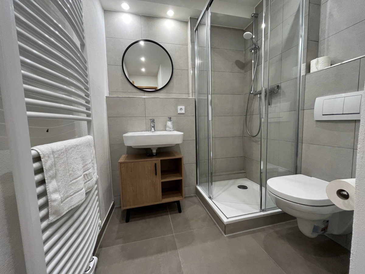 Cozy apartment for 2 near Mering train station — photo 5 of 36