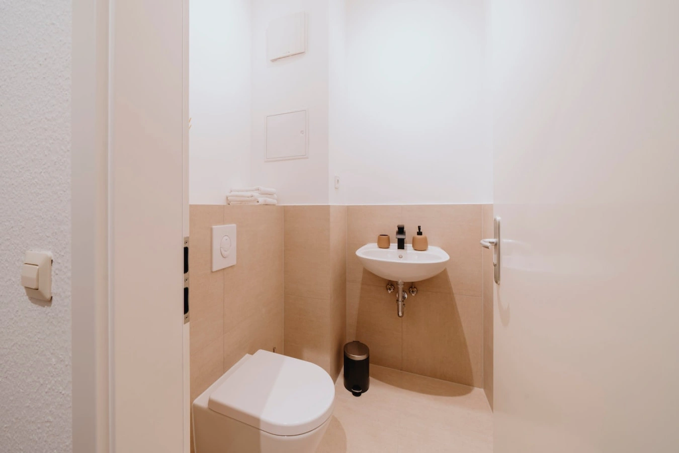 Spacious 2 Bedroom in the Heart of Friedrichshain