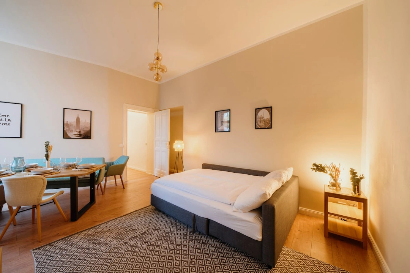 Spacious 2 Bedroom in the Heart of Friedrichshain