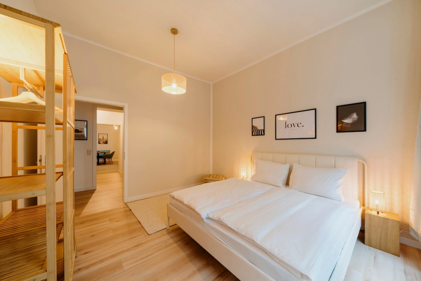 Spacious 2 Bedroom in the Heart of Friedrichshain — photo 13 of 37