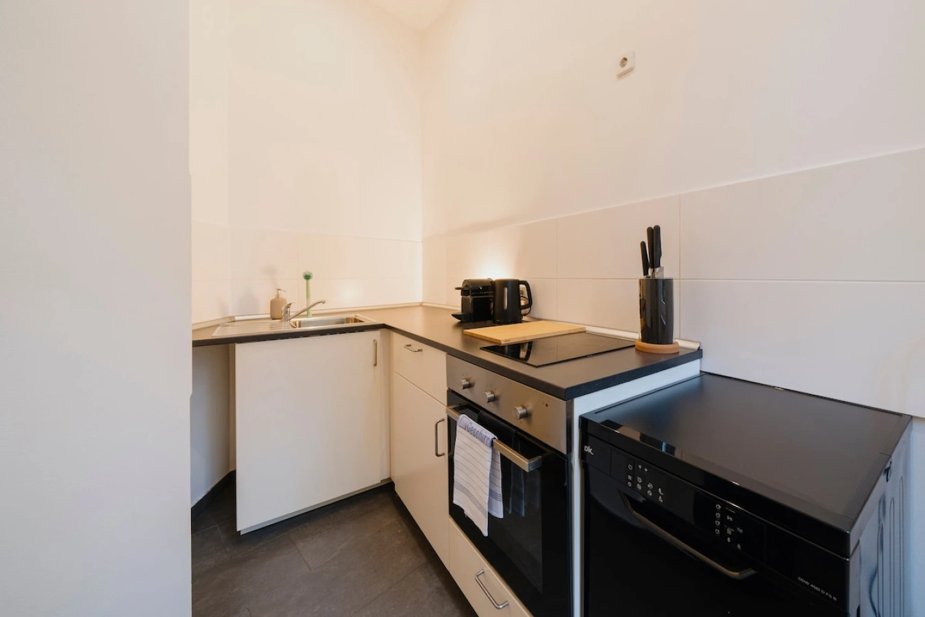Spacious 2 Bedroom in the Heart of Friedrichshain