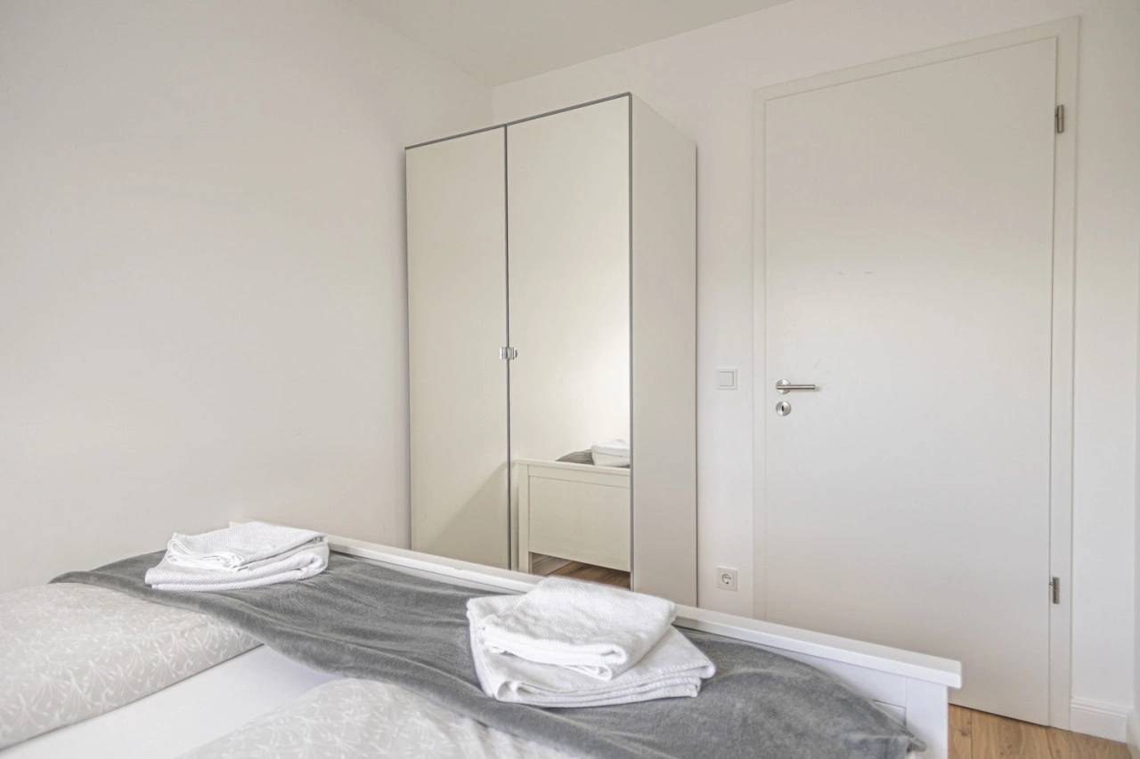 Modern apartment near metro 2 — photo 10 of 29