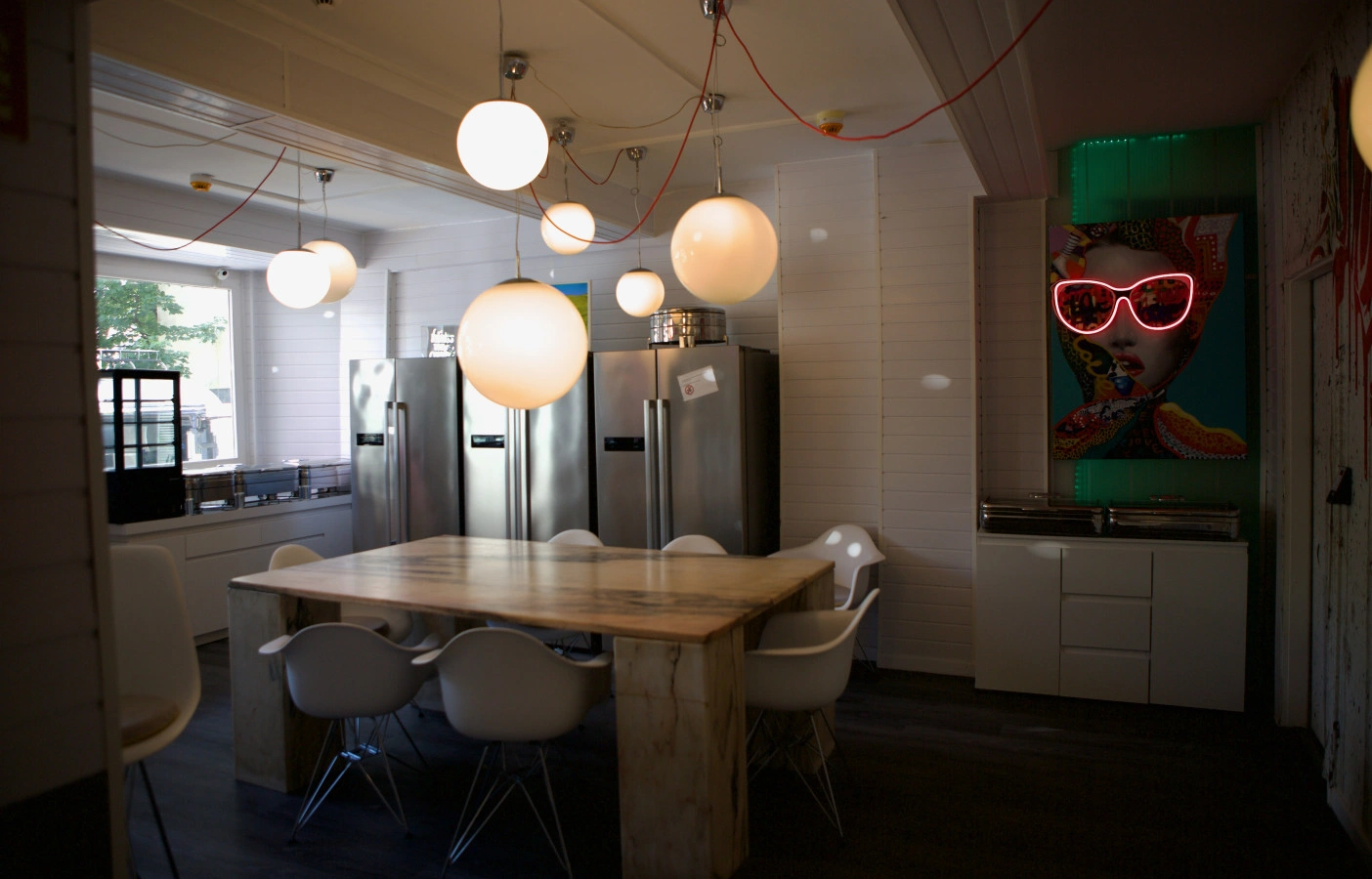 The Room.44 - Mezzanine Loft with Shared Bathroom — photo 9 of 40