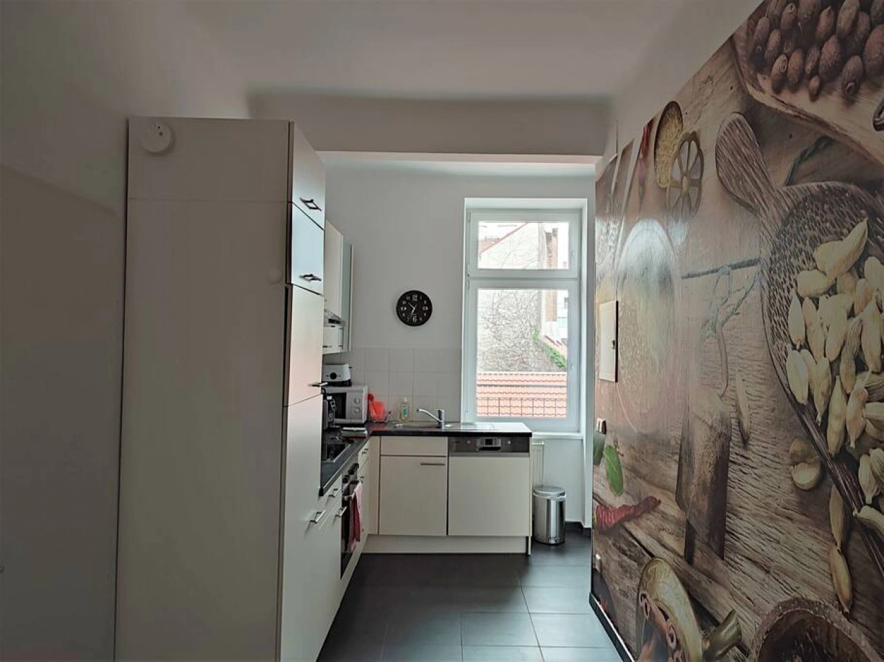 2 Bedroom Apart with Balcony in Reindorf