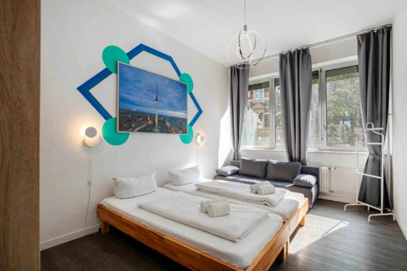 Central Berlin Stay 4BR Sleeps 15 - Jasmin