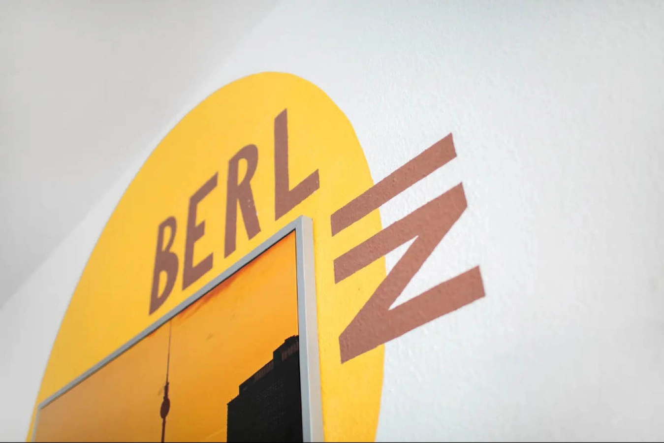 Central Berlin Stay 4BR Sleeps 15 - Jasmin