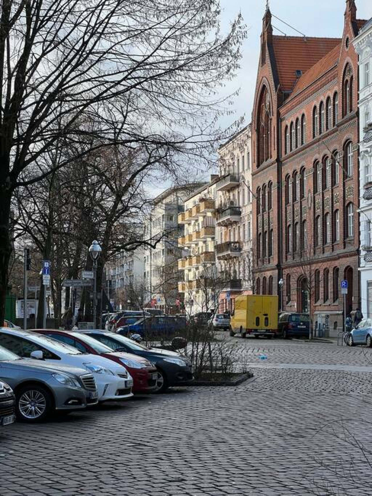 City Apartment with terrace in Moabit — photo 40 of 40
