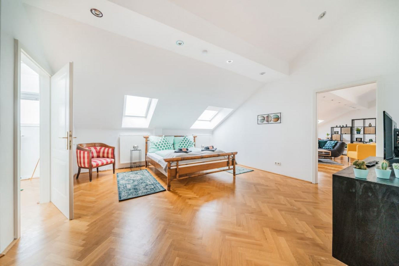 Penthouse apartment with Sauna & Kamin — photo 26 of 40